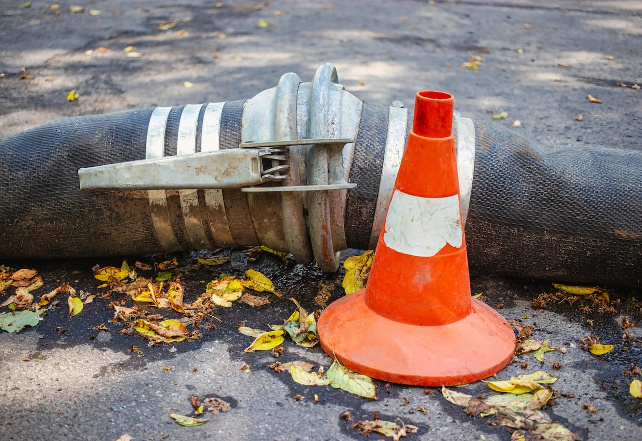 Thumbnail-For-Signs Your Sewer Line Problem Is Worse Than a Simple Clog-By-EZ Flow Plumbing